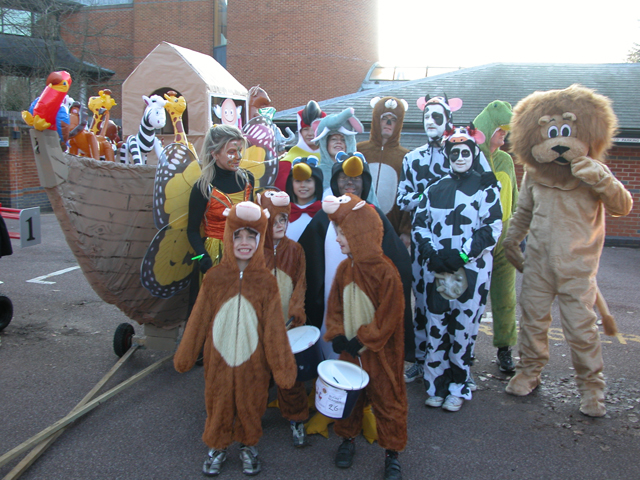 Windlesham Pram Race 2009 - 26th December